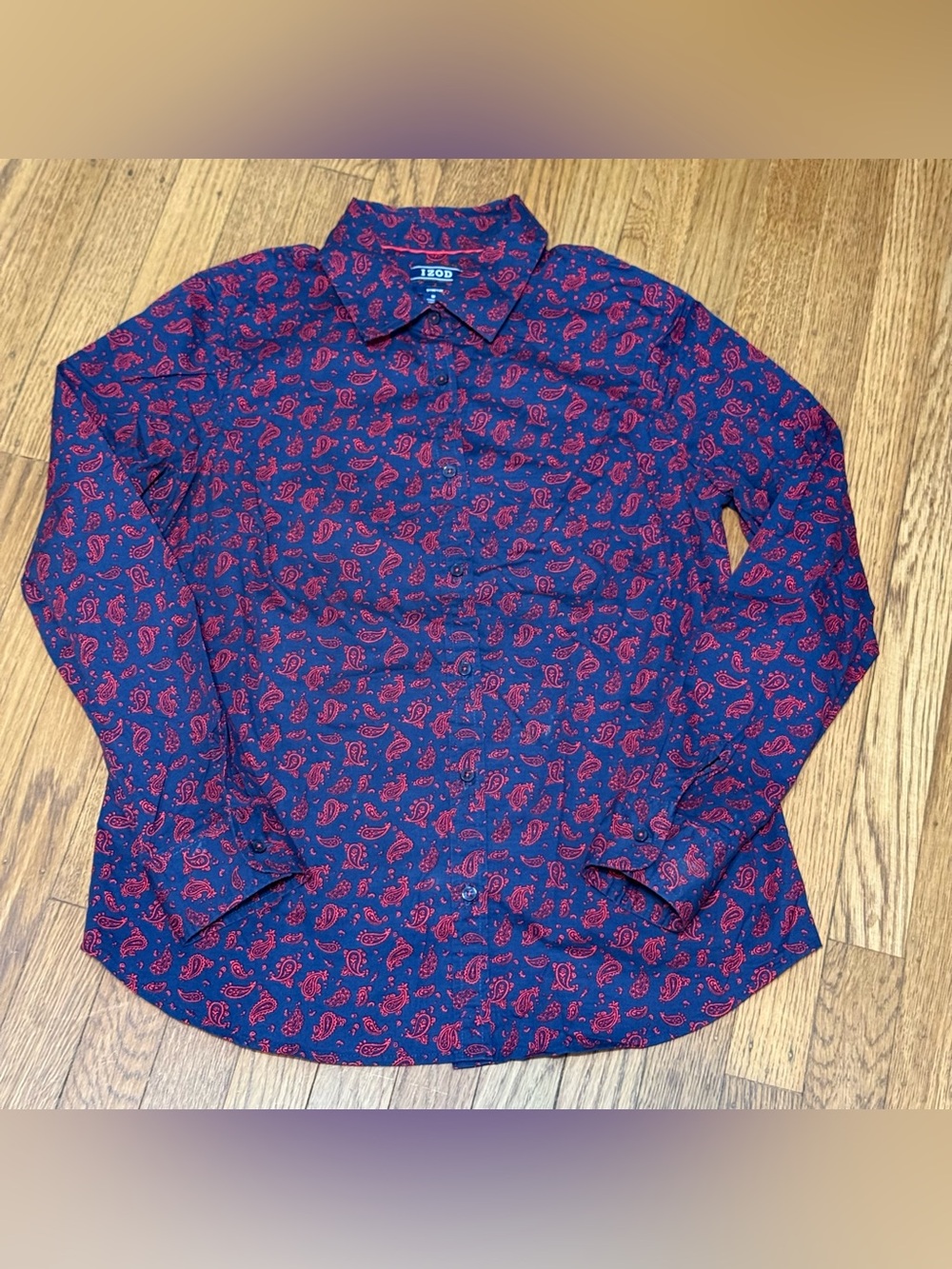 Izod Women’s Navy Button-Down Shirt with Red Paisley Print size Medium